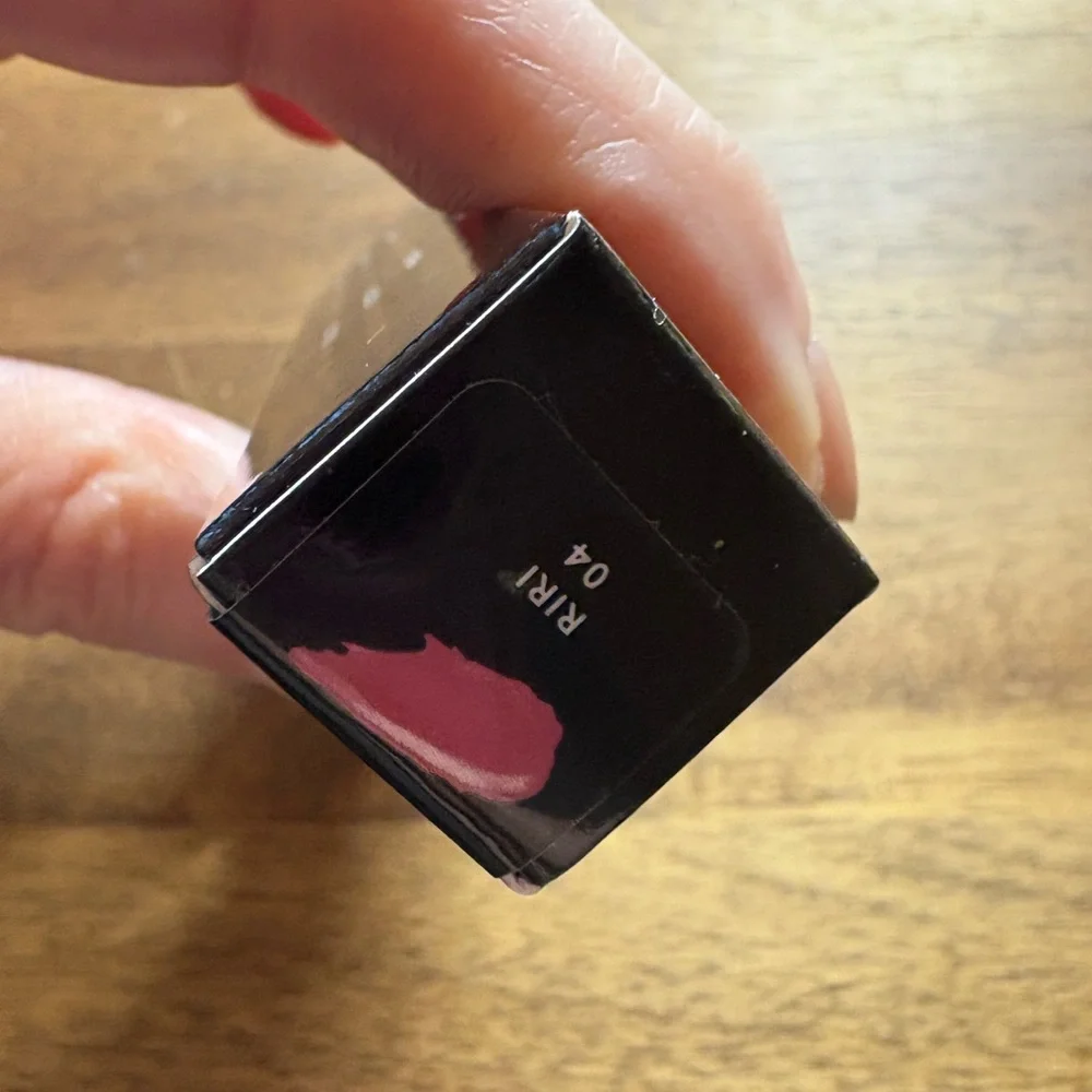 New Fenty Beauty Icon Velvet Liquid Lipstick- RiRi
